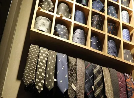 necktie store near me